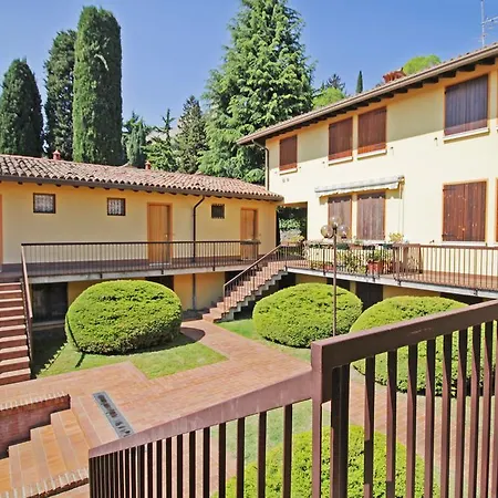 Borgo Antico Padenghe * Padenghe sul Garda